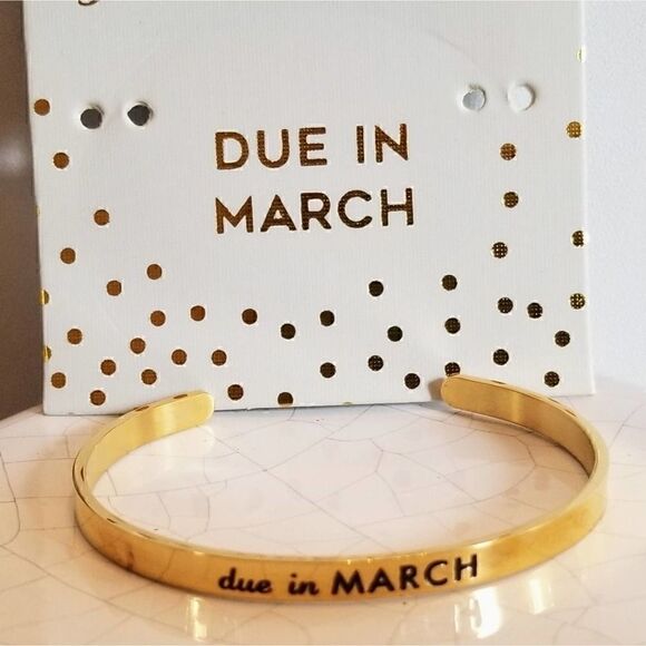 MARCH Soon To Be Mommy Due In Engraved Bracelet NEW - Picture 2 of 8